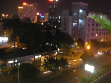 ホーチミンのホテルの部屋の外バルコニーからの写真１