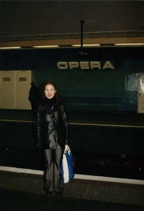 メトロのオペラ駅にて