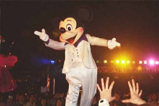 ナイトフィーバーミッキー2000.JPG