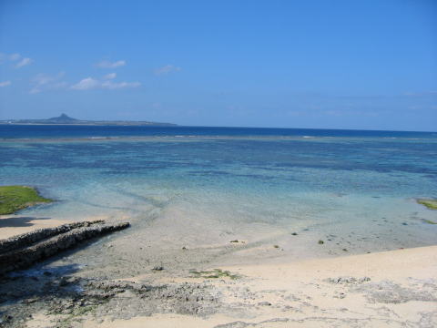 okinawa2004dec2601.jpg