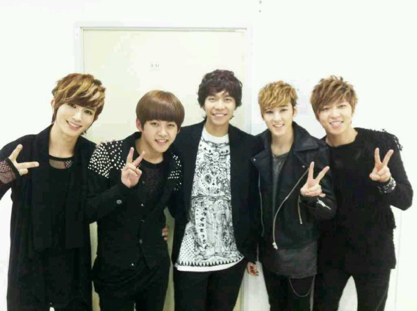 イ・スンギさんと