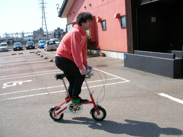 自転車 に 乗る と 腰 が 痛い