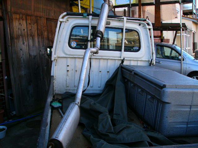 一郎とマフラー 003.JPG