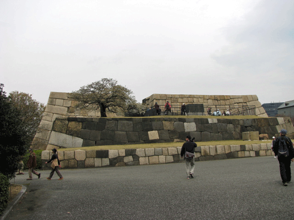 皇居東御苑　天守台跡