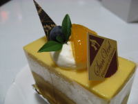 cake1-200.jpg
