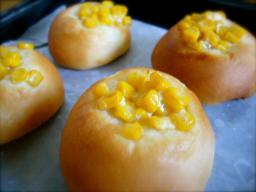 コーンマヨネーズパン