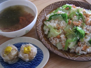 鮭とレタスのチャーハン