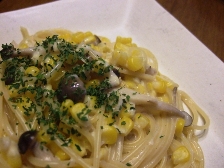 コーンたっぷりクリームパスタ
