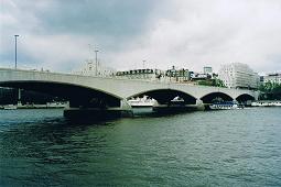 ロンドンウォータール橋