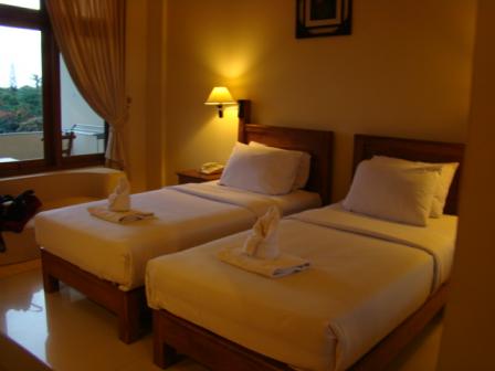 Feburi's twin bed room