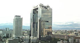 LUCUA（ルクア）