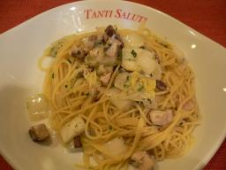 タンティサルティ　ムロアジのラグースパゲッティ