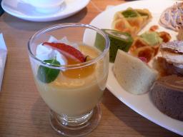 ホテル日航日立内セリーナ　デザートバイキング2