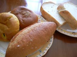 シャンテ　こしあんぱん、ずんだぱん、バゲット、玄米ブレッド