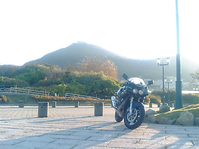 函館山とZXR