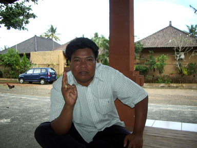 画廊のオーナー