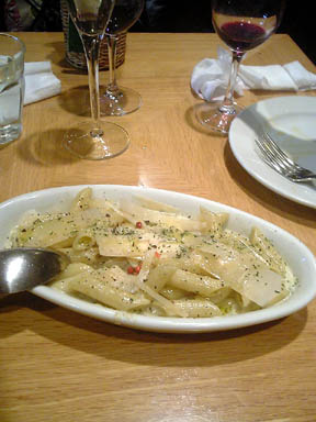 ペンネトレフォルマッジ