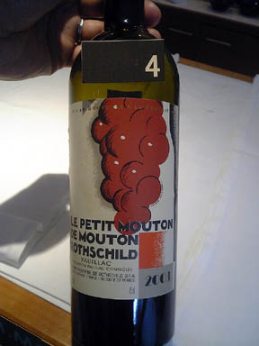 LE PETIT MOUTON DE MOUTON ROTHSCHILD 2003