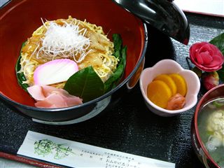 ふかひれ丼４_R.jpg