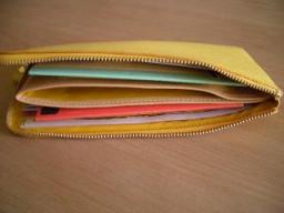 通帳2冊を入れてみたところ