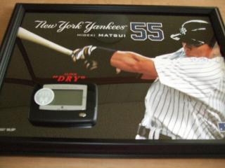 当選品　パネル電波クロックヤンキース