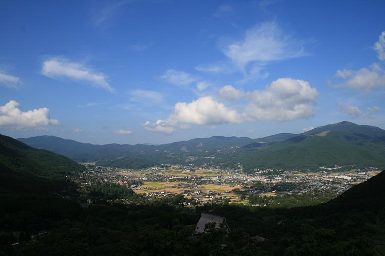 由布院盆地内