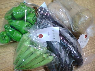 100円の野菜