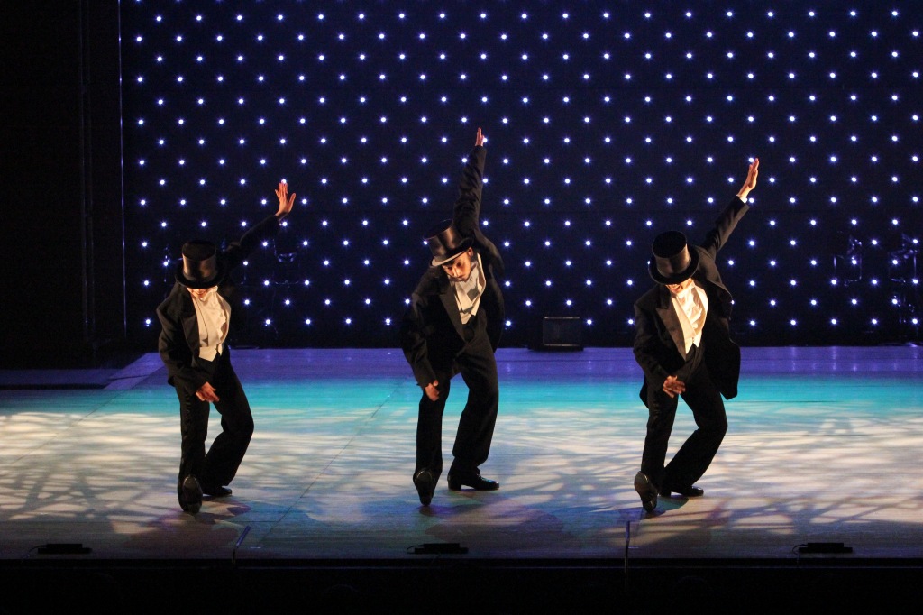 横山ちゃんトリオのステップ