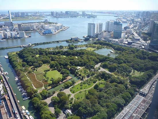 カレッタ汐留から浜離宮恩賜公園