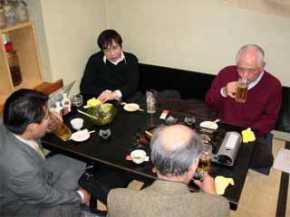 右側だけ明るい！