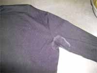 オォッ！脇が真っ白！