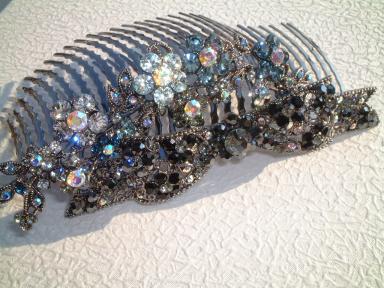 お着替えカノン.ロイリブラックと比較