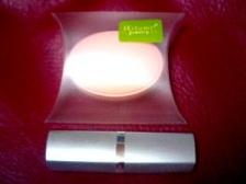 口紅は大きさの参考に。