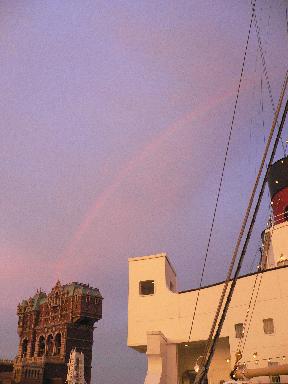 ディズニーシータワーオブテラー虹