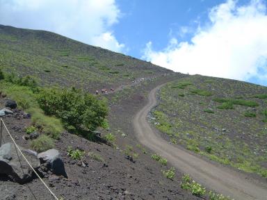 富士山5合目から6合目までの途中2