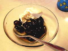 葡萄豆とアイス。