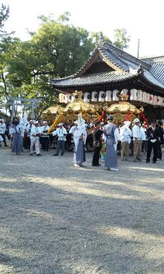 八幡様の御神輿