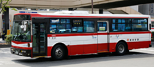 m6420 KC-UA440LAN(1995年式)運転席側前