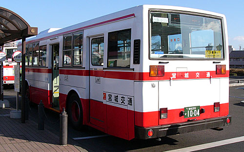 宮城200か1004_U-UA440LAN(1993年式)