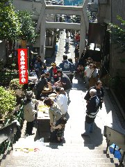 初午～境内餅つき～の様子