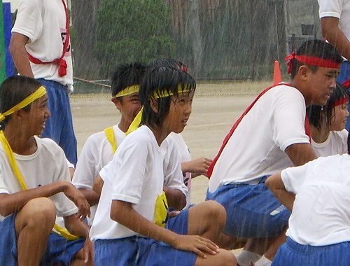 雨の中