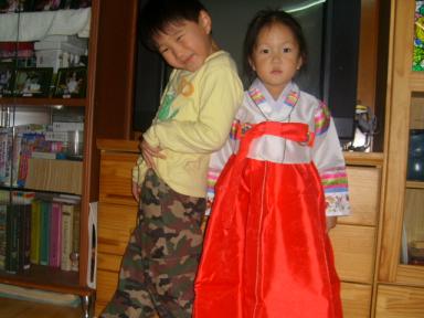 モックンとイナ