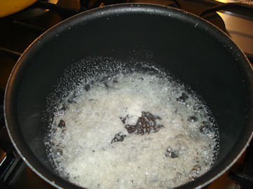 カラメルソース　２