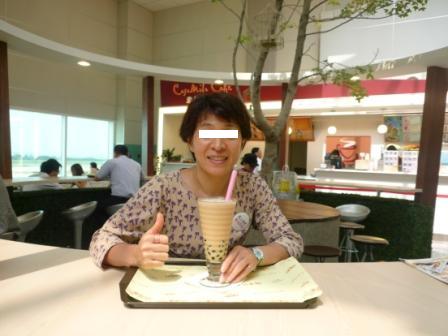 ブラックタピオカ入りミルクティ