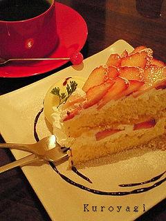 いちごのショートケーキとブレンドコーヒー。。