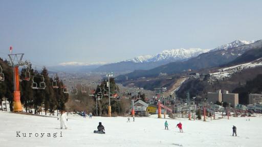 石打丸山スキー場から見えるのは、八海山かなあ。。。