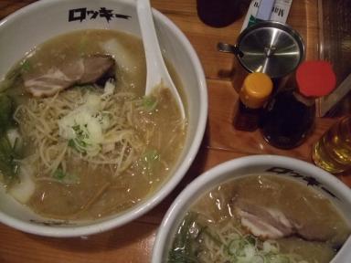 ジャンボラーメンと普通の