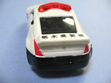 106　Zパトカー　リヤウィング