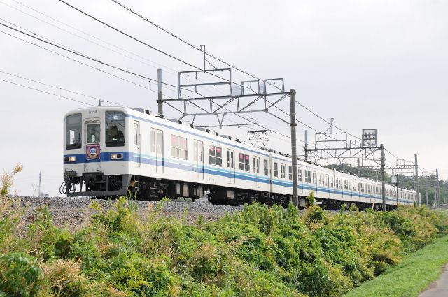 2011.7.21　1661レ　東武8000系