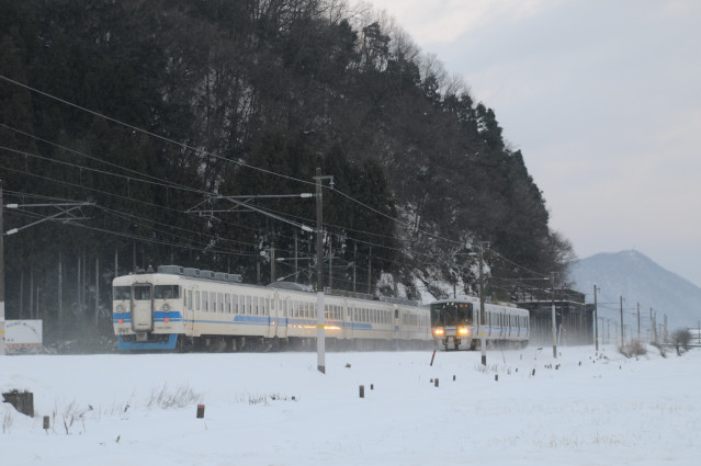 2011.1.4　229M　413系6両+312M　521系2両